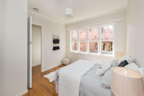 Photo of property in 3/3 Penzance Road, Mairangi Bay, Auckland, 0630