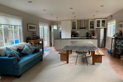 Photo of property in 6 Miro Street, Eastbourne, Lower Hutt, 5013