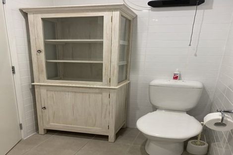 Photo of property in 2/19 Havelock Road, Havelock North, 4130