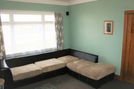 Photo of property in 6 Carlisle Street, Levin, 5510