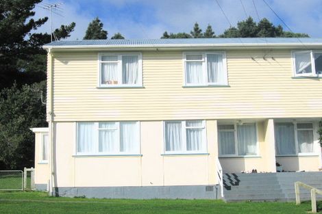 Photo of property in 2a-2b Devon Place, Cannons Creek, Porirua, 5024