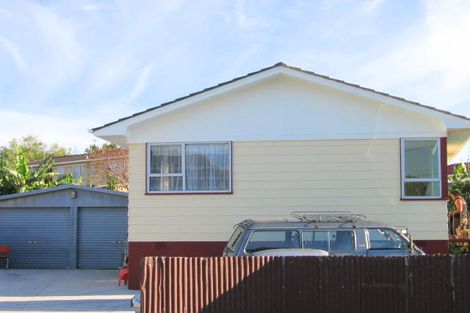 Photo of property in 6 Pesaro Place, Clover Park, Auckland, 2023