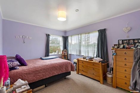 Photo of property in 25 Meilland Place, Glen Eden, Auckland, 0602