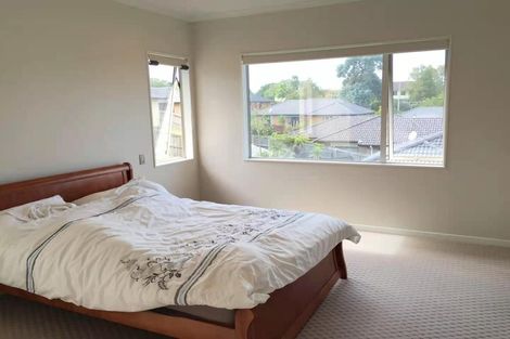 Photo of property in 10 Travis View Drive, Fairview Heights, Auckland, 0632