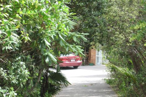 Photo of property in 31 Pluto Place, Beach Haven, Auckland, 0626