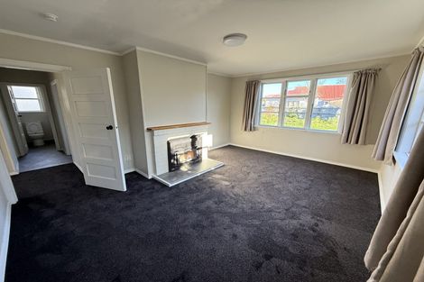 Photo of property in 42 Pitcairn Crescent, Bryndwr, Christchurch, 8053