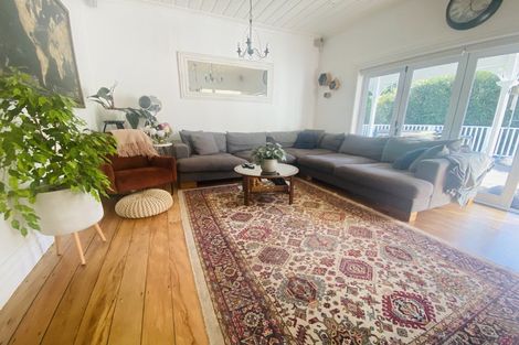 Photo of property in 160a Frankley Road, Frankleigh Park, New Plymouth, 4310