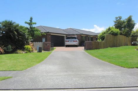 Photo of property in 23 Moss Crescent, Takanini, 2112