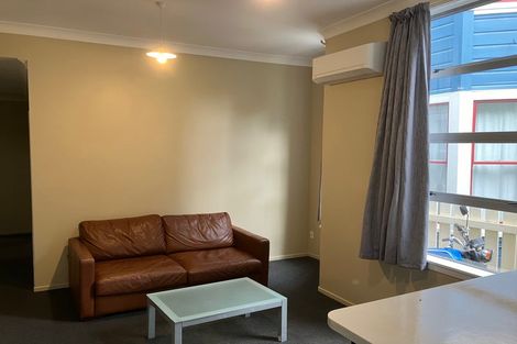 Photo of property in 19 Elizabeth Street, Mount Victoria, Wellington, 6011