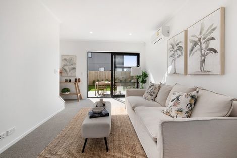 Photo of property in 11 Kitea Place, Mangere, Auckland, 2022