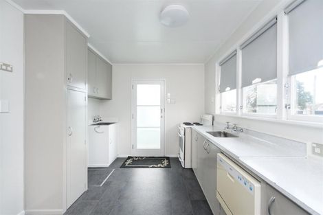 Photo of property in 66 High Street, Marton, 4710