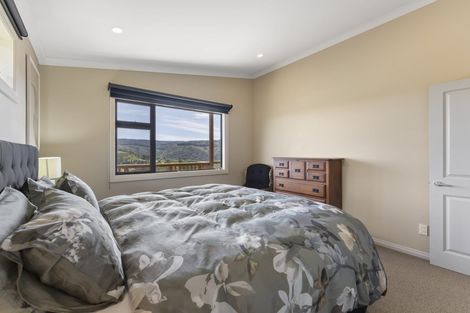 Photo of property in 11 Streets Way, Timberlea, Upper Hutt, 5018