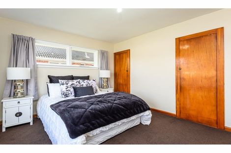 Photo of property in 1/106 Harris Crescent, Papanui, Christchurch, 8053