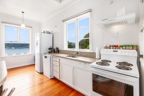 Photo of property in 110 Grafton Road, Roseneath, Wellington, 6011