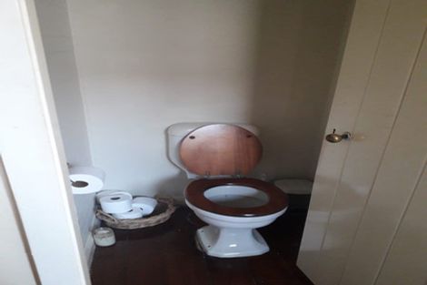 Photo of property in 11 Lancewood Grove, Ranui, Porirua, 5024