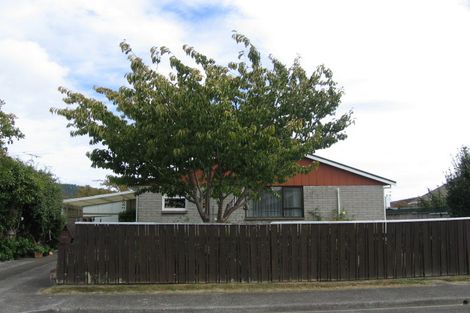 Photo of property in 14a Parera Grove, Heretaunga, Upper Hutt, 5018