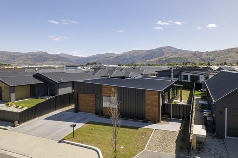 Photo of property in 10 Dawkins Street, Cromwell, 9310