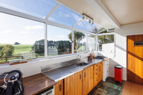 Photo of property in 205 Fairfield Road, Rongotea, Palmerston North, 4476