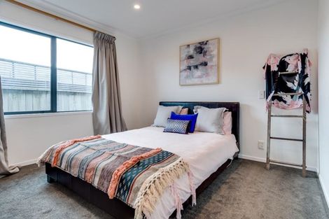 Photo of property in 15 Carl Avenue, Havelock North, 4130