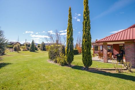 Photo of property in 18 Orchard Road, Wanaka, 9382