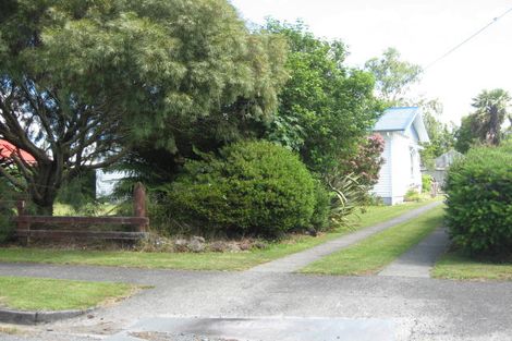 Photo of property in 124 Seddon Street, Raetihi, 4632