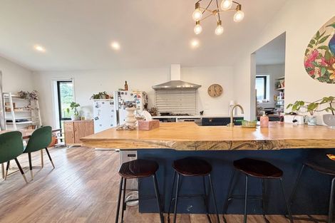 Photo of property in 19 Totara Drive, Duvauchelle, 7581