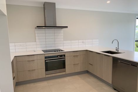 Photo of property in 19 Koura Drive, Red Beach, 0932