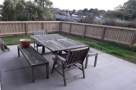 Photo of property in 8a Araminta Place, Beachlands, Auckland, 2018