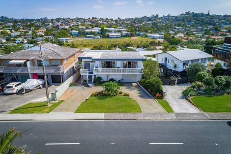 Photo of property in 221 Vipond Road, Stanmore Bay, Whangaparaoa, 0932