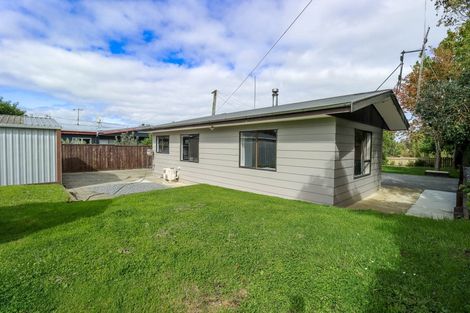 Photo of property in 62 Bridge Street, Bulls, 4818