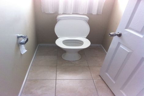 Photo of property in 63c Redoubt Road, Goodwood Heights, Auckland, 2105