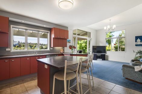Photo of property in 38 Saddleback Rise, Murrays Bay, Auckland, 0630
