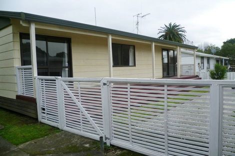 Photo of property in 8c Claude Street, Fairfield, Hamilton, 3214