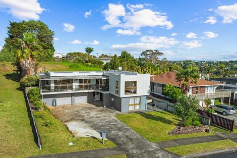 Photo of property in 19 Raumati Crescent, Onerahi, Whangarei, 0110