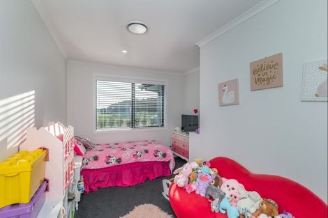 Photo of property in 63 Ohau Gravels Way, Ohau, Levin, 5570