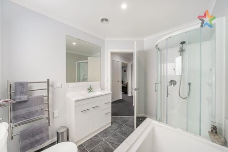 Photo of property in 1128a High Street, Taita, Lower Hutt, 5011