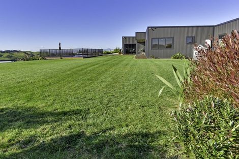 Photo of property in 69a Pirau Road, Fernhill, Napier, 4183