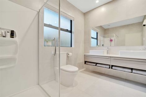 Photo of property in 28 Kaiawa Street, Beachlands, Auckland, 2018