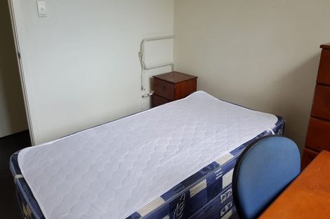 Photo of property in 8c Schnapper Rock Road, Schnapper Rock, Auckland, 0632