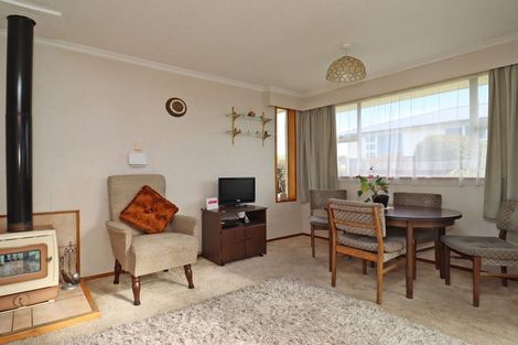 Photo of property in 19 Perth Street, South Hill, Oamaru, 9400