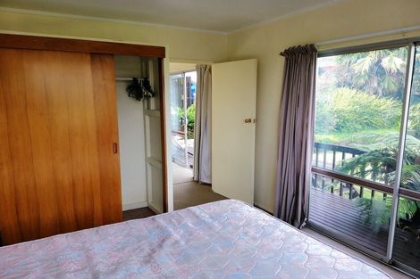 Photo of property in 2/56 Peach Road, Glenfield, Auckland, 0629
