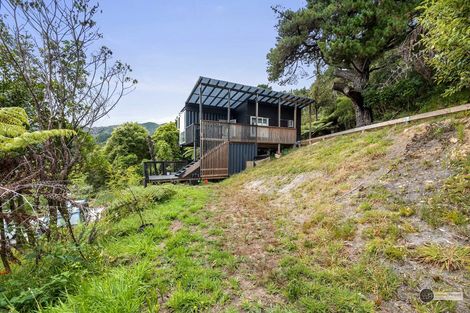 Photo of property in 51 Raukawa Street, Stokes Valley, Lower Hutt, 5019