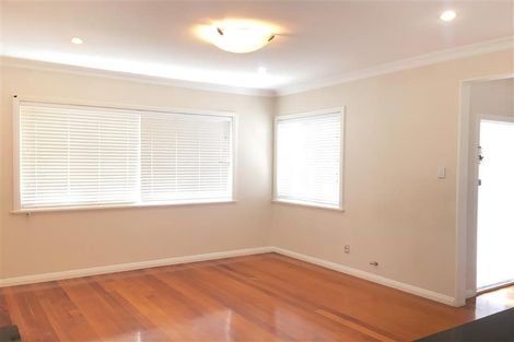 Photo of property in 241 Lake Road, Belmont, Auckland, 0622
