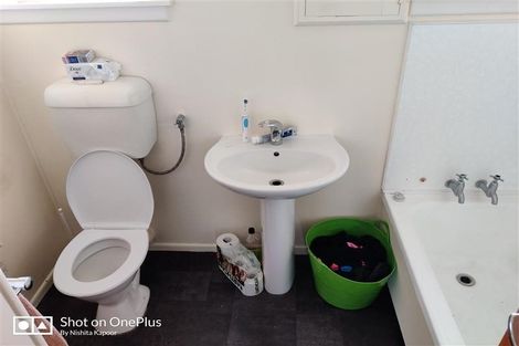 Photo of property in 2/3 Sutton Crescent, Papatoetoe, Auckland, 2025