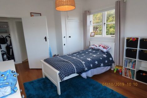 Photo of property in 225 Titirangi Road, Titirangi, Auckland, 0604