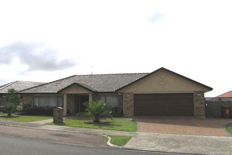 Photo of property in 9 Highfields Terrace, Henderson, Auckland, 0612