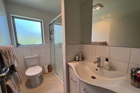 Photo of property in 74 Totara Meadows Court, Wiri, Auckland, 2104