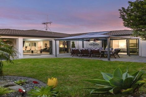 Photo of property in 16 Bermuda Drive, Papamoa Beach, Papamoa, 3118