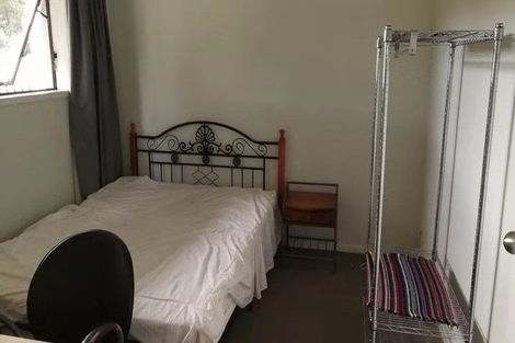 Photo of property in 1/38 Chequers Avenue, Glenfield, Auckland, 0629