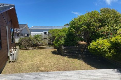 Photo of property in 47 Guadeloupe Crescent, Grenada Village, Wellington, 6037